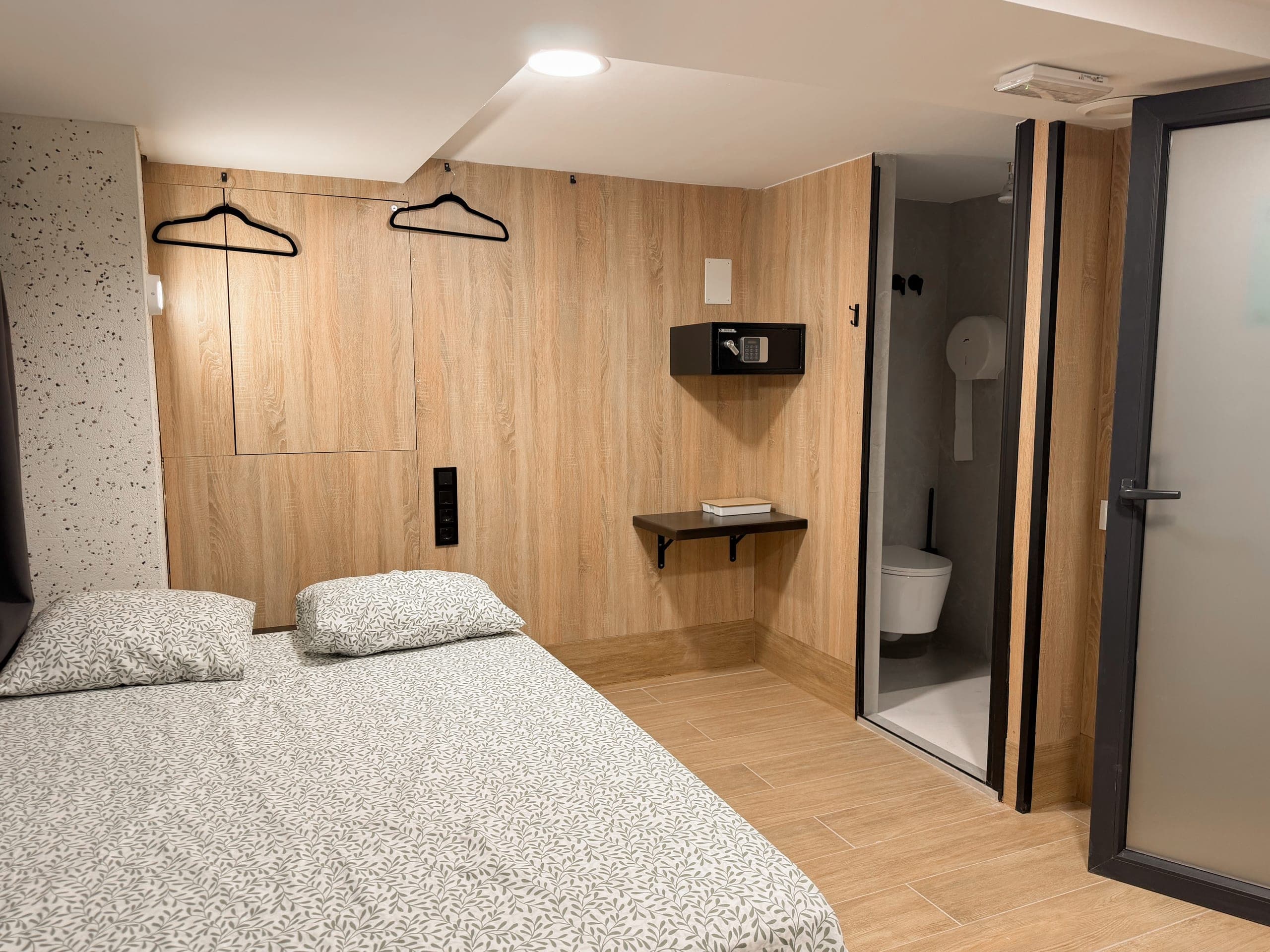 Фотография номера Двуспальная с кухней · Свой санузел · 2 этаж в Almorada Cabins