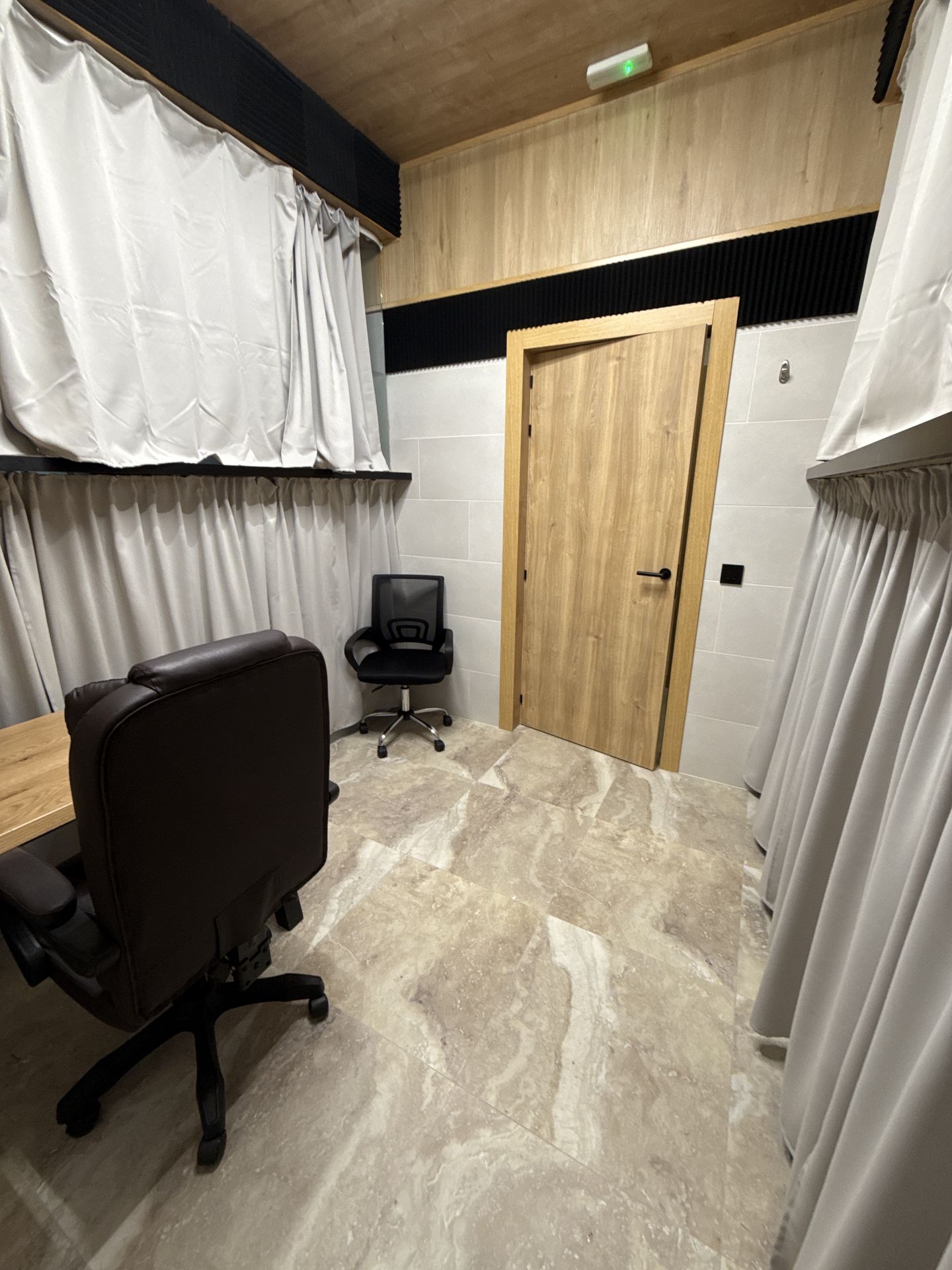 Cowork Altea private office interior